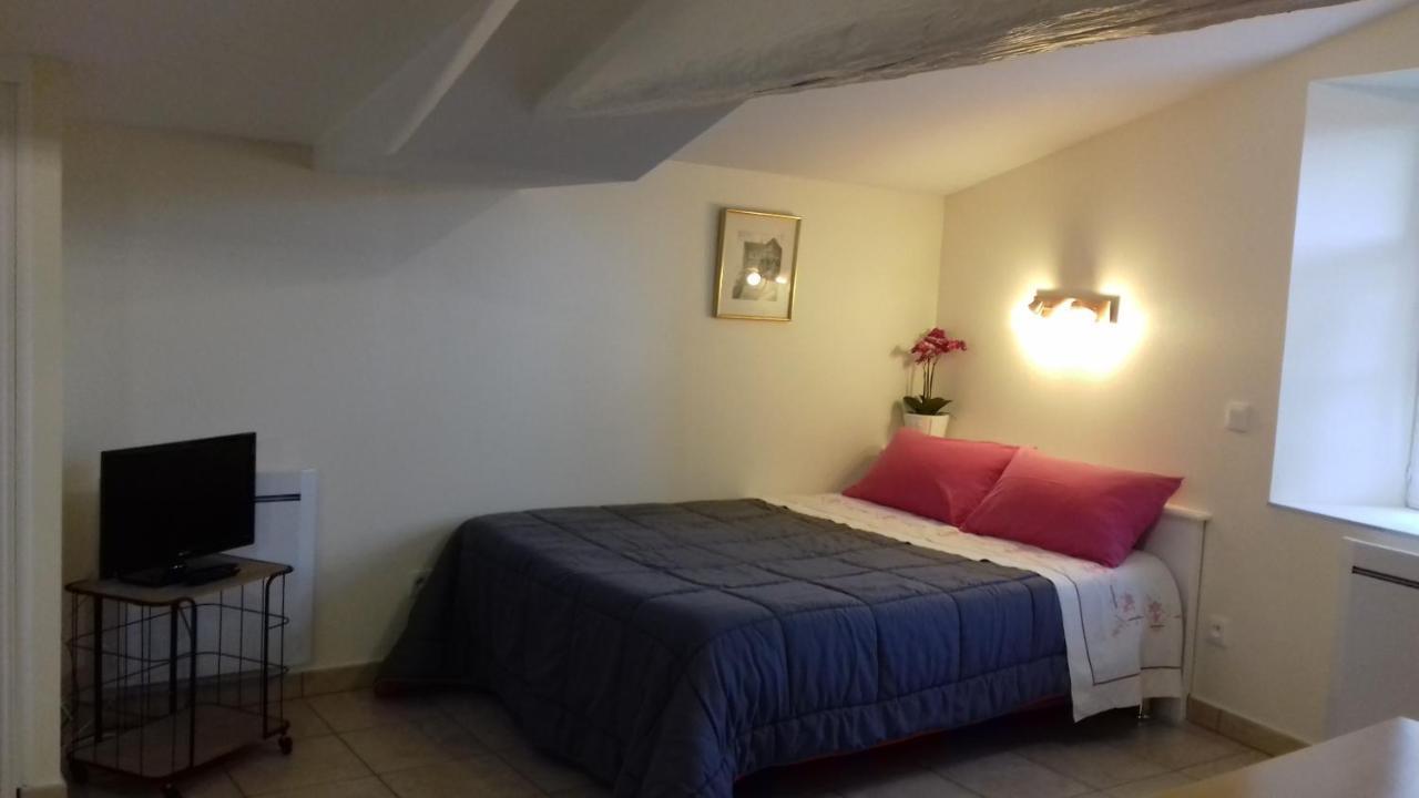 Le Petit Seguret Apartment Le Puy-en-Velay Exterior photo
